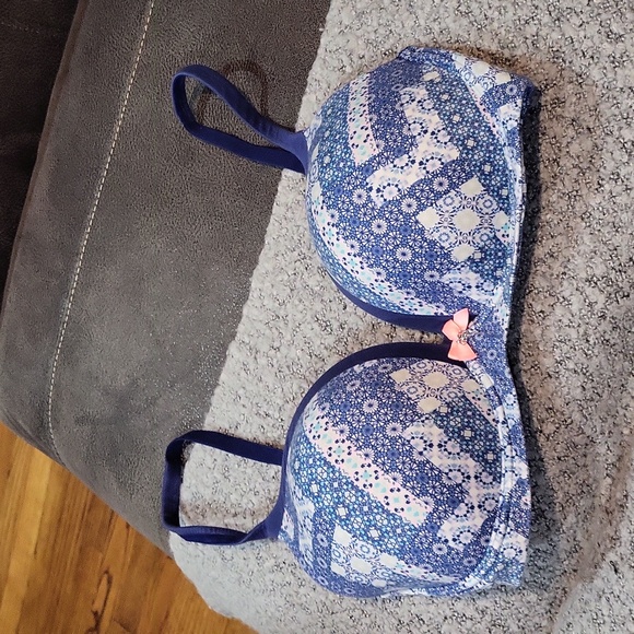 Victoria's Secret Other - Victoria's Secret Bra